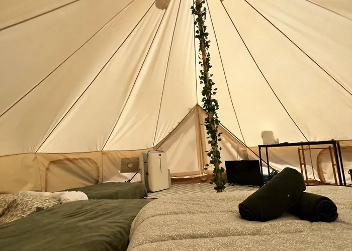 Glamping Maria 럭셔리텐트 베나자라프