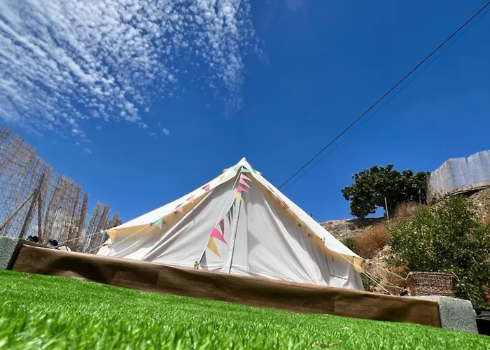 Glamping Maria 베나자라프