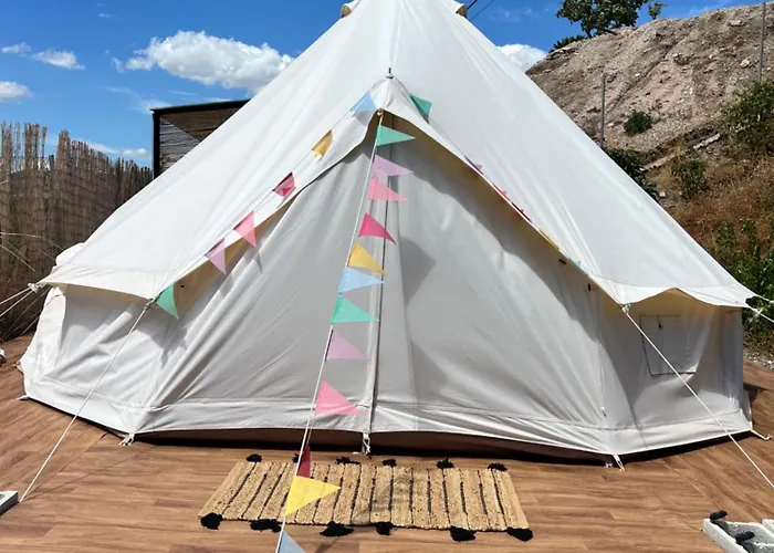 Glamping Maria * 베나자라프