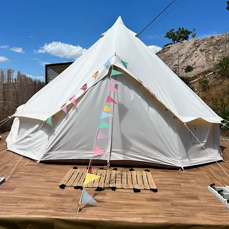 Glamping Maria * Benajarafe